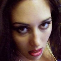 Darian Caine Meztelen