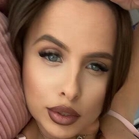 Deborah Lowe Meztelen