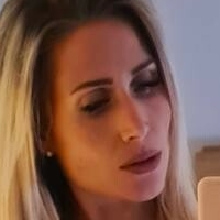 Diamanta Meztelen