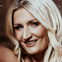 Dieselblondie Cindy Meztelen