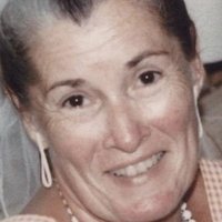 Dolores McDonough Meztelen