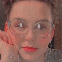 eeekerie Meztelen