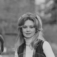 Elaine Taylor Meztelen