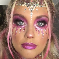 Ella Henderson Meztelen