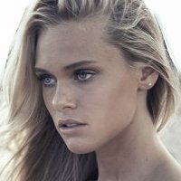 Ellie Ottaway Meztelen