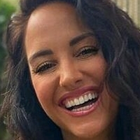 Emily Compagno Meztelen