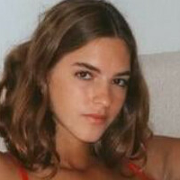 Emily Feld Meztelen
