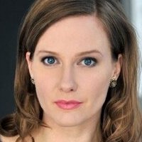 Emily Holmes Meztelen