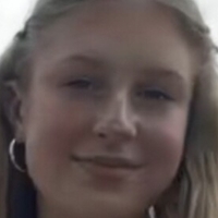 emma_jelschen Meztelen