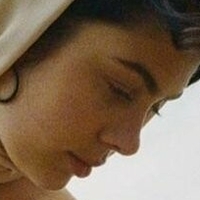 Emma Kate Boyd Meztelen