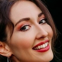 Eugenia Gonzales Meztelen