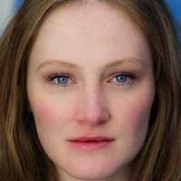 Eve Ponsonby Meztelen