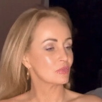 Evelyn Reißmann Meztelen