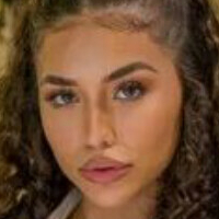 evelynsousz_ Meztelen