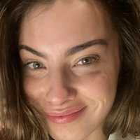 Fiosrs (Fiona) Meztelen