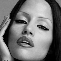 Gabbrielle Bechtel Meztelen