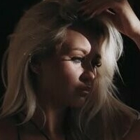 Gabby Schrants Meztelen