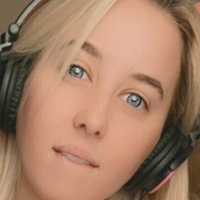 goodgirlzlisten Meztelen