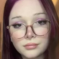 gothwaifu11 Meztelen