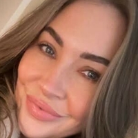 Gracie Lewis Meztelen