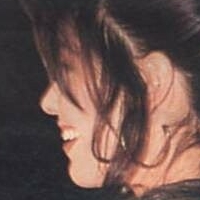 Gülben Ergen Meztelen