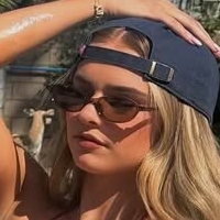 Hailey George Meztelen