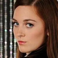 Hanna Zellers Meztelen