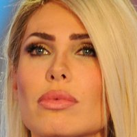 Ilary Blasi Meztelen