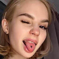 imeemily Meztelen