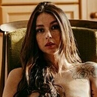 Inna_.i Meztelen