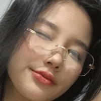 irisadamsone Meztelen