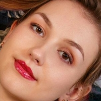 Isabele Meztelen