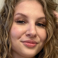 Ivy Andrews Meztelen