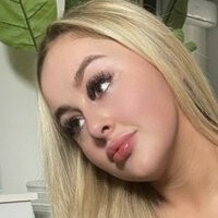 Izzy Davies Meztelen