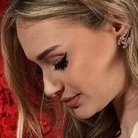 Jasmin Schneider Meztelen