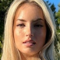 JenniferLevi Meztelen