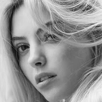 Jette Sophia Meztelen