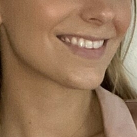 Joelle Friend Meztelen