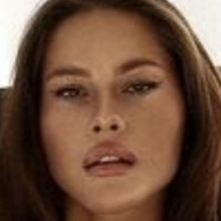 Julia Janiszewska Meztelen