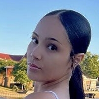 kaaribabyy Meztelen