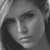 Kari Riley Meztelen