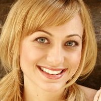 Katherine Macanufo Meztelen