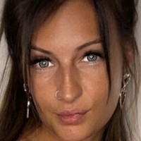 Kerrie Essex Baker Meztelen