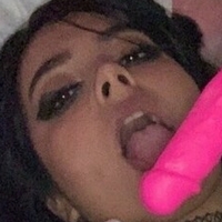 kimiscringe Meztelen