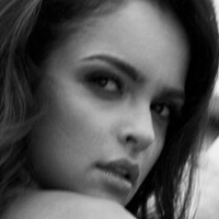Klaudia El Dursi Meztelen