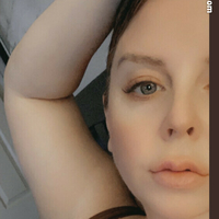 Kriissaa_krae Meztelen