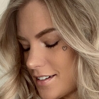 Krista M Arie Meztelen