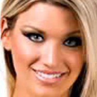 Lacey Von Erich Meztelen