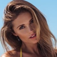 Lane Lindell Meztelen