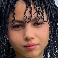 Larissa Kimberly Meztelen